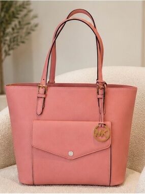 Michael Kors Jet Set Multifunction Pocket Tote – Soft Pink (NWT) 💗